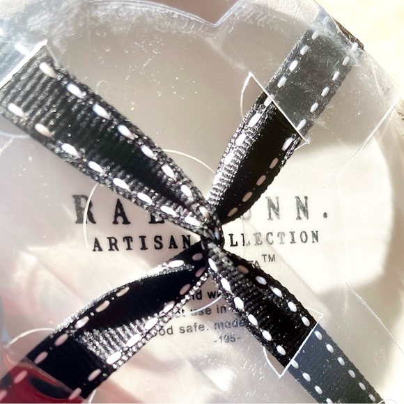 Rae Dunn Ghost face shaped handle Measuring Cups 4pc set ALL MATTE NWT Haloween - Picture 8 of 10